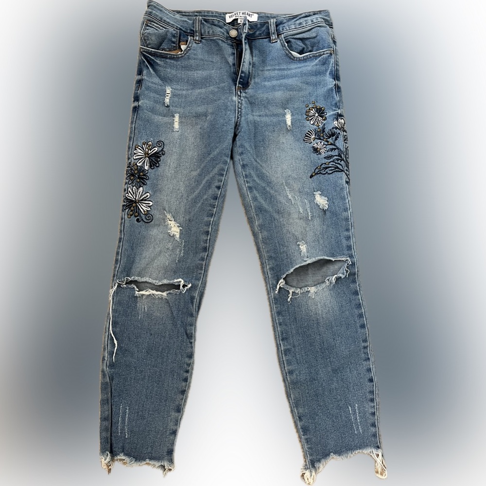 Jeans with custom made embroidery